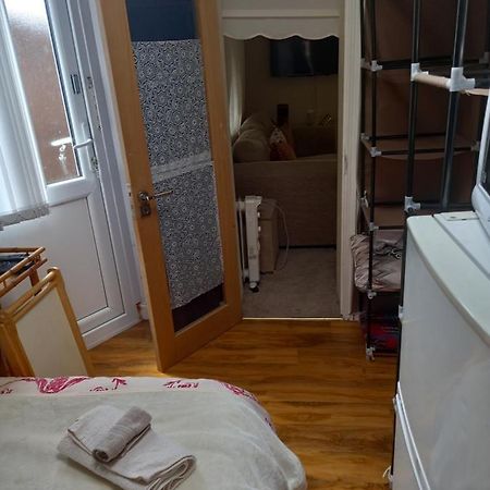 Larchmont Stay Side En Suite With Small Double Bed Leicester Exterior photo